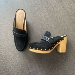 Veronica Beard clogs